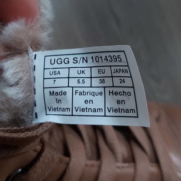 UGG Women's Croft Luxe Quilt Boots: Chestnut - Picture 8 of 10